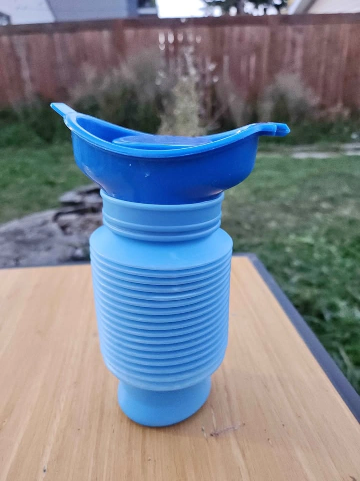 Portable Collapsible Travel Urinal