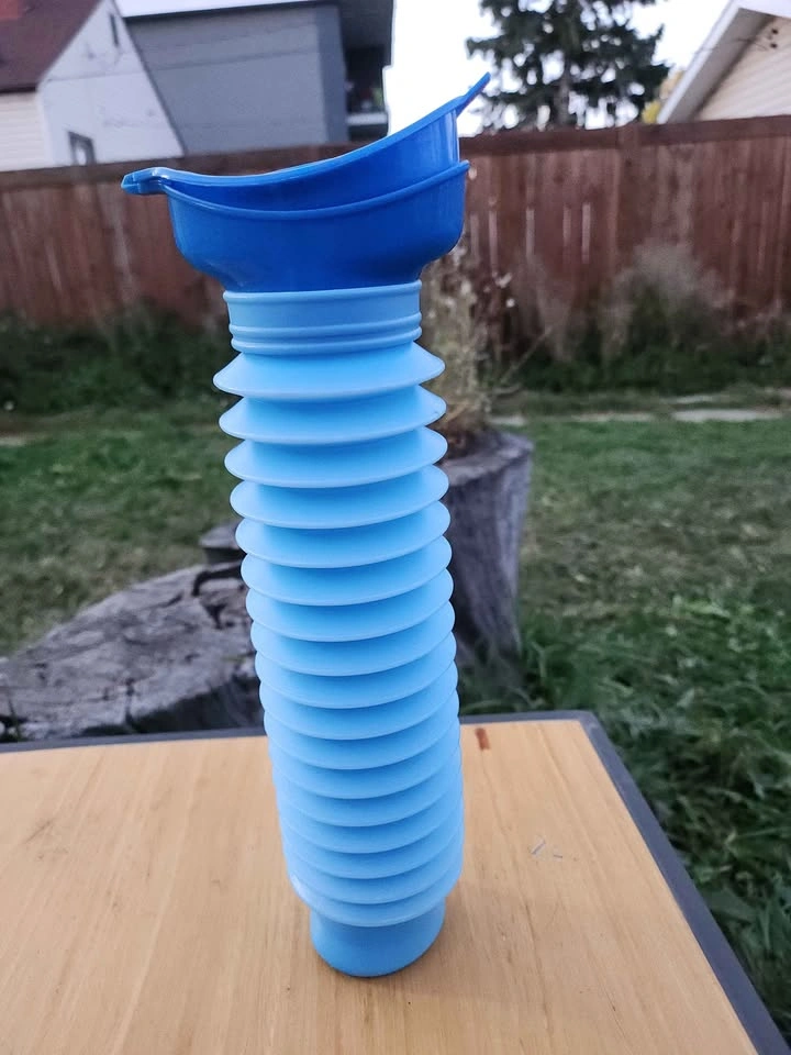 Portable Collapsible Travel Urinal - photo 2