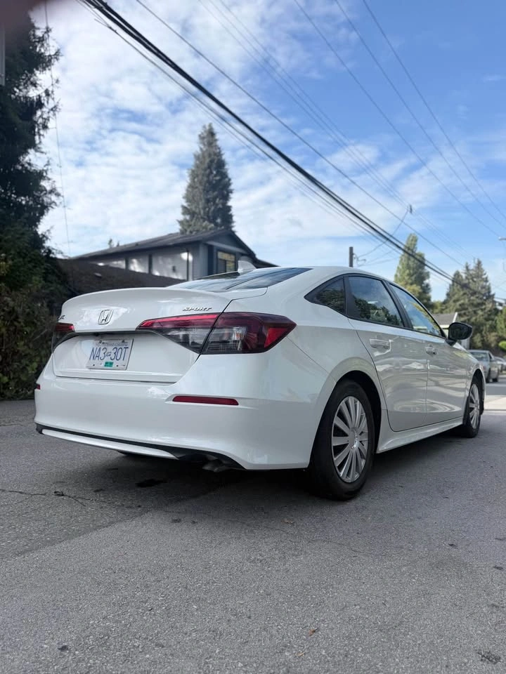 2025 Honda Civic - photo 4