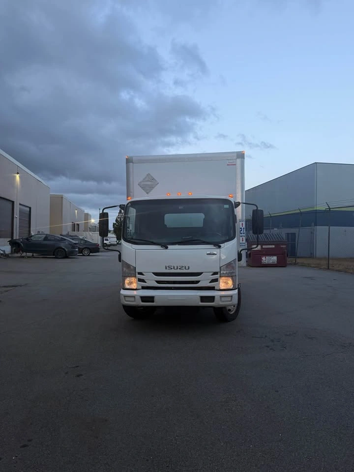 2019 Isuzu NRR - photo 2