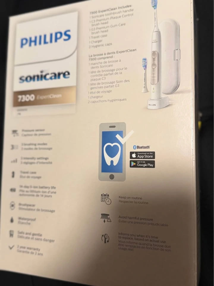 Philips Sonicare 7300 ExpertClean Power Toothbrush - photo 2