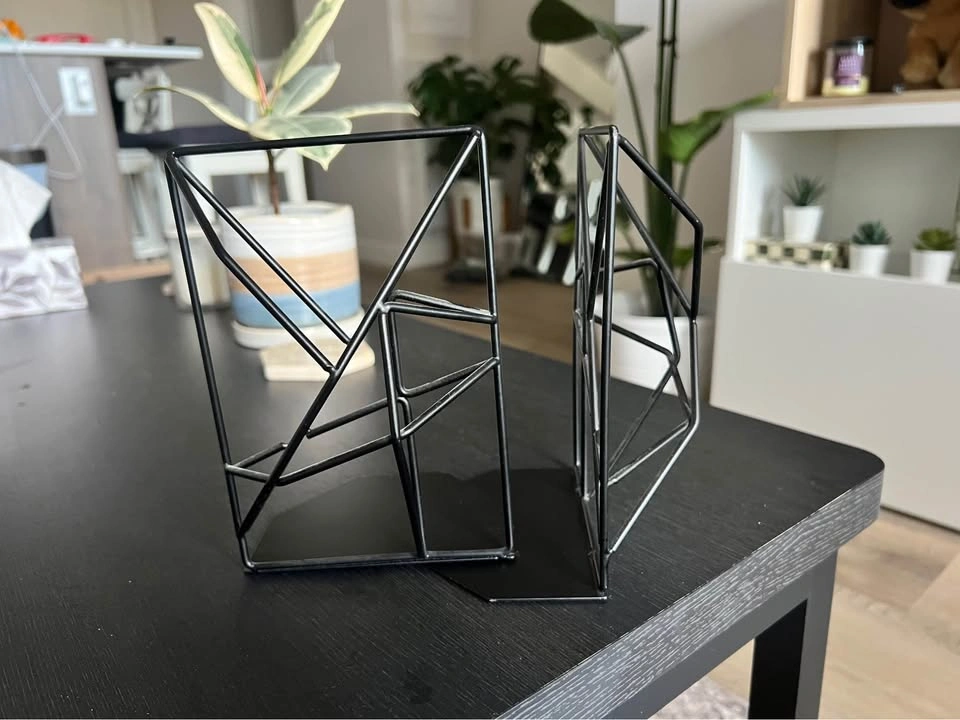 geometric bookends - photo 2