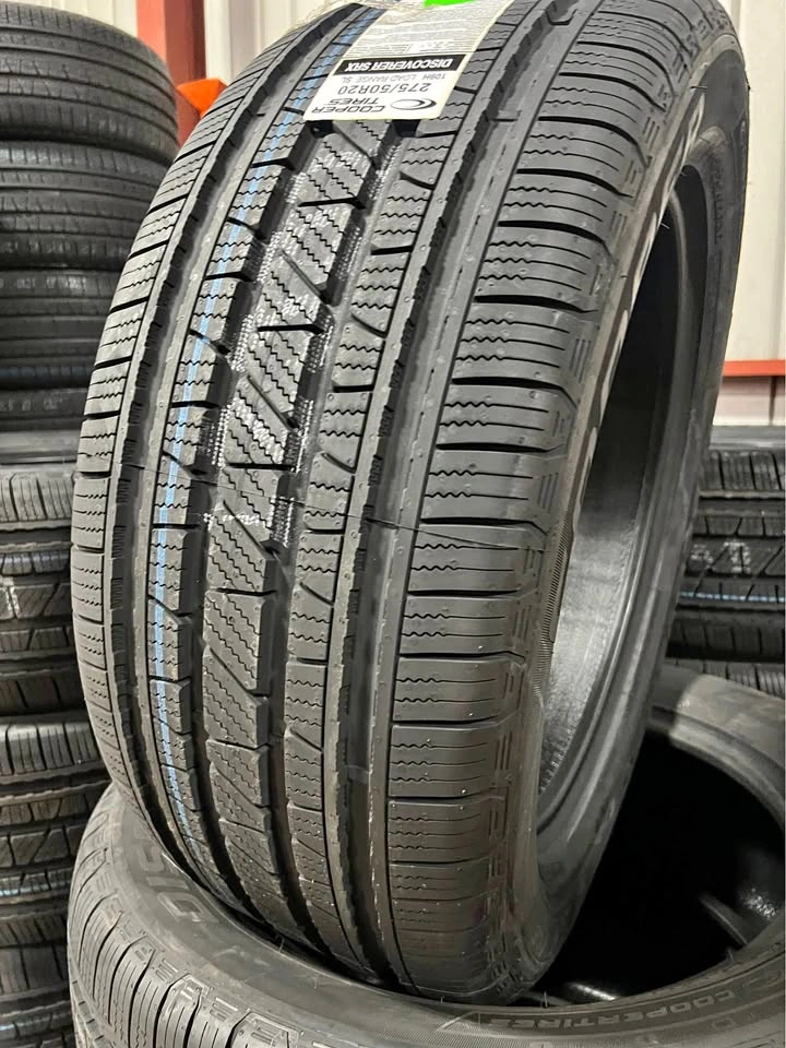 COOPER DISCOVERER SRX-LE 275/50 R20 Tires (Set of 4)