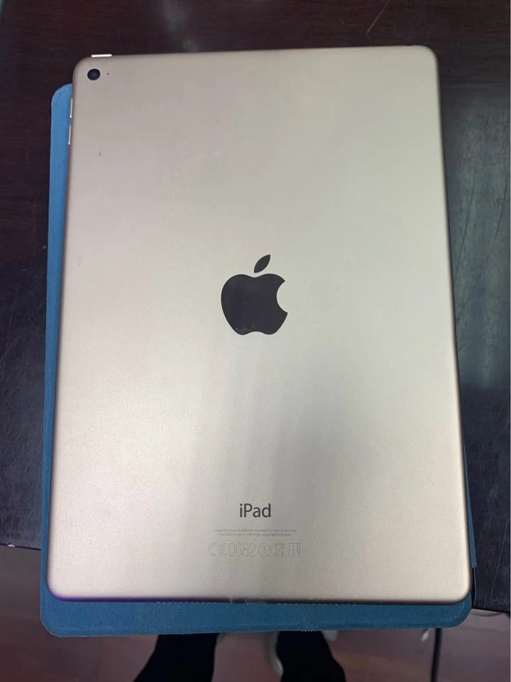 iPad Air 2 - photo 2