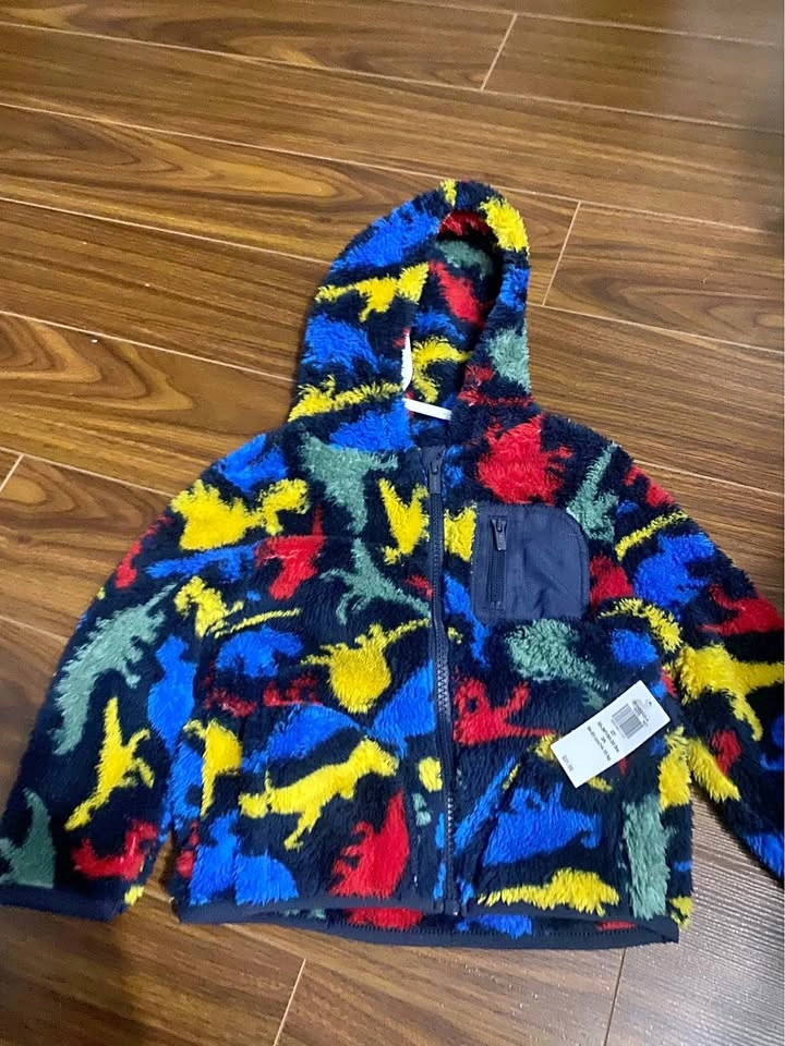 Sherpa Dino jacket BNWT size 2