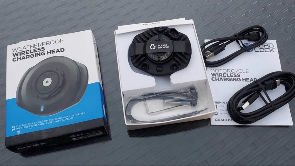 Quad Lock Weatherproof Wireless Charging Head - photo 3