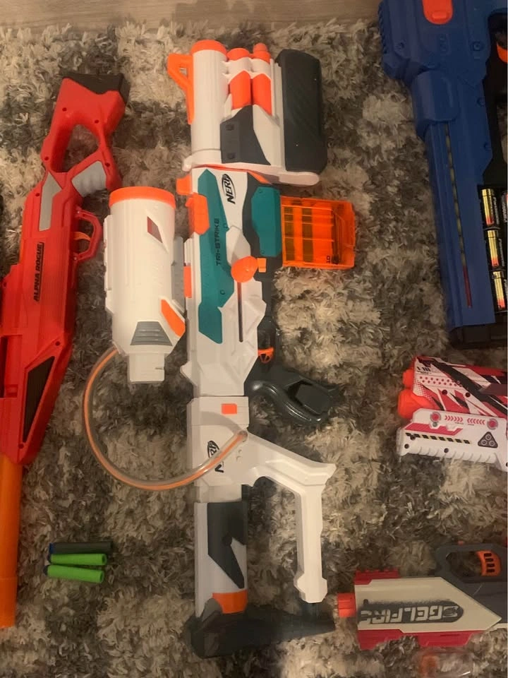 Nerf and X-Shot Toy Blaster Lot - photo 4