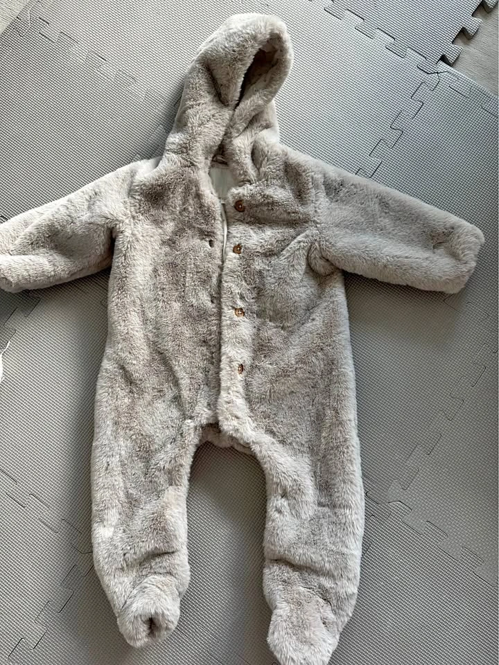 Zara Baby Faux Fur Pram Suit 6-9M – Like New – Winter