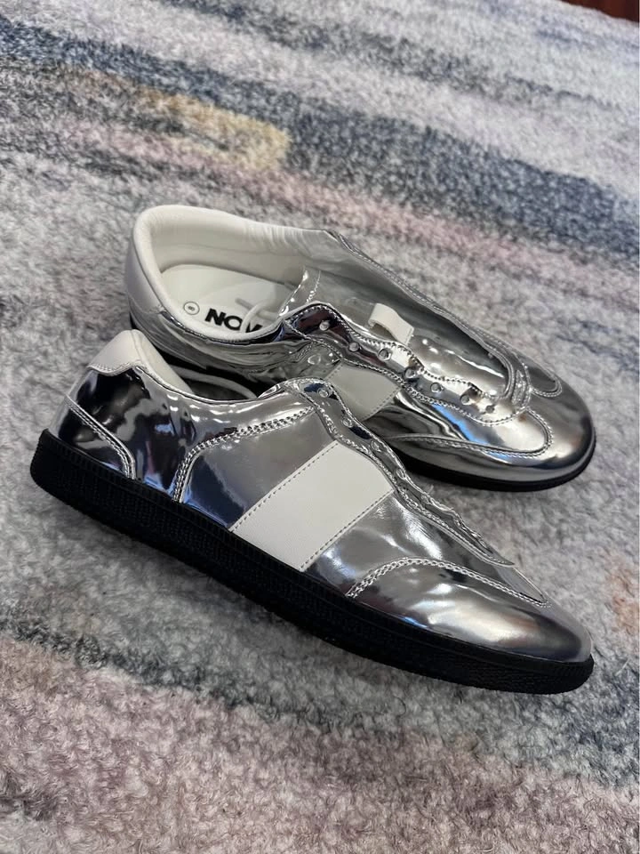 Silver Sneakers Runners - Size 8 M/Size 9.5 W - photo 2