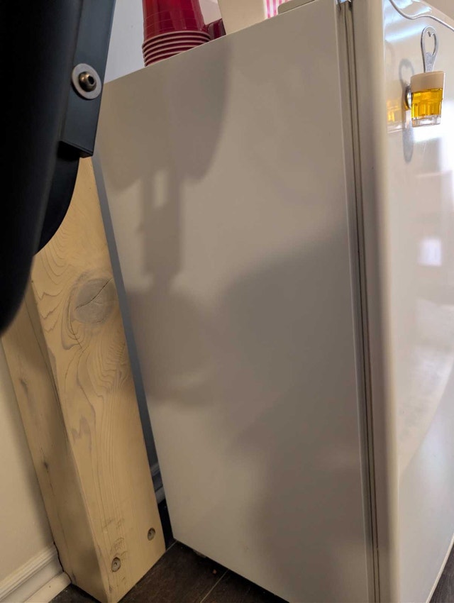 RCA Mini Fridge - photo 4