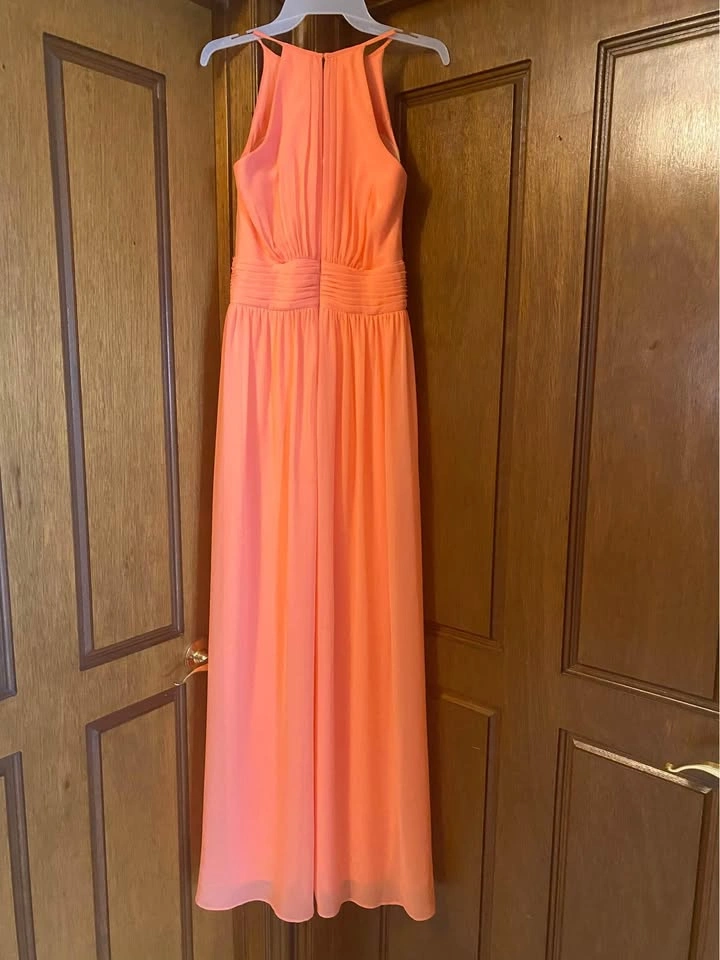 David’s Bridal Gorgeous Coral long dress size 6 worn once!