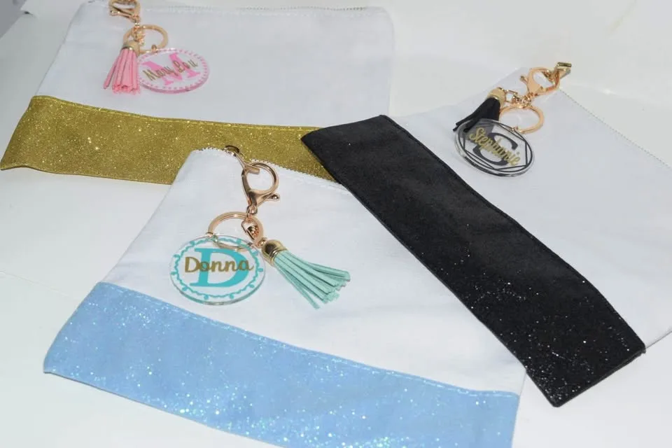 Custom Keychains – Cute Personalized Accessories image indicator(7)