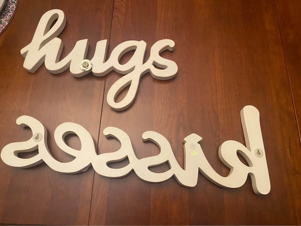 🤍 “Hugs & Kisses” Wall Décor – Beautiful Neutral Statement Piece - photo 4