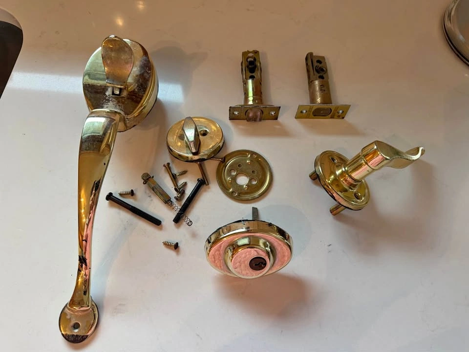 Weiser Polished Brass Door Handle & Lock Hardware – 2 Sets
