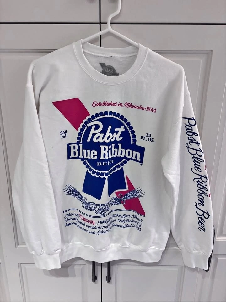 Pabst Blue Ribbon PBR Beer Graphic Crewneck Sweatshirt White Med