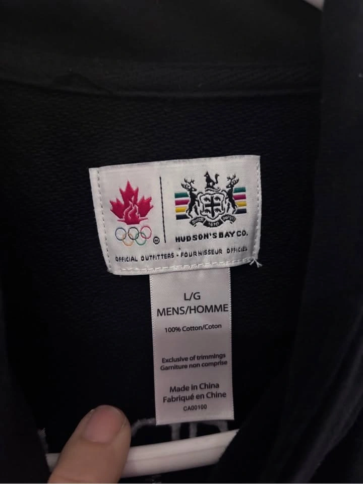 Team Canada Olympic Hudson’s Bay Track Jacket Men’s Large - photo 3