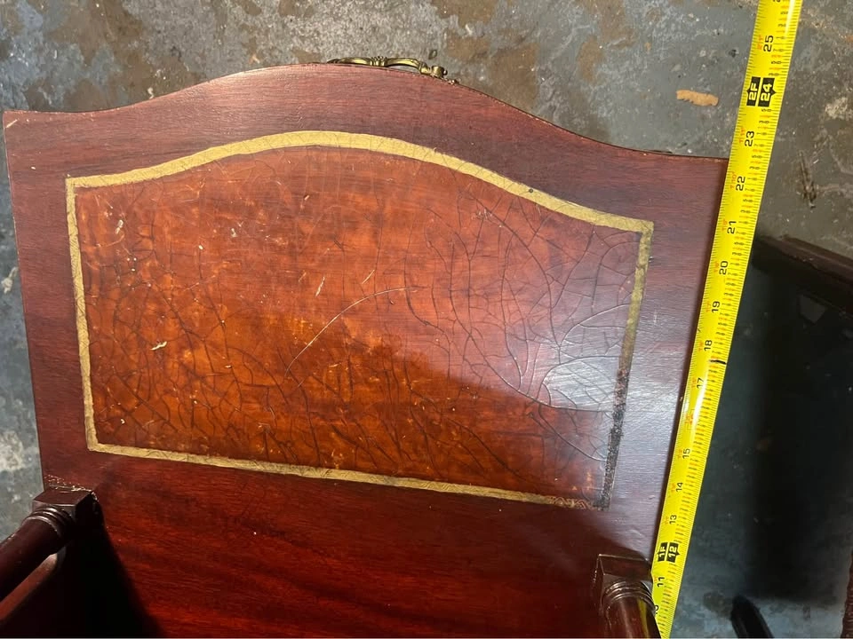 Pair of Vintage Mahogany Step-Up End Tables with Tops - photo 5