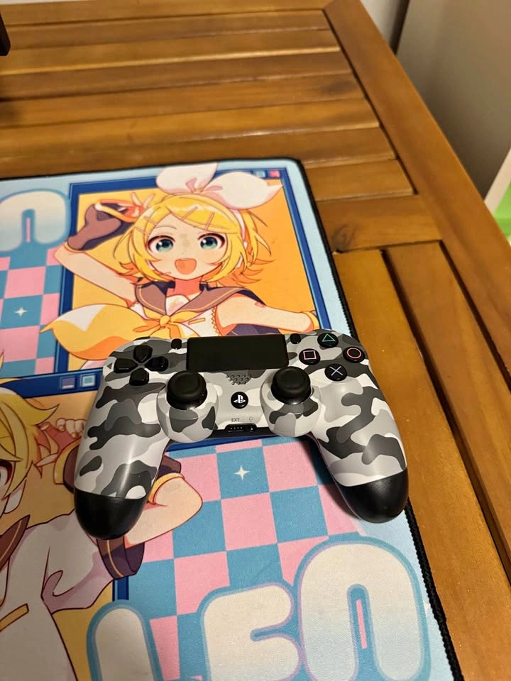 Original Sony PS4 DualShock 4 Grey Camo Controller