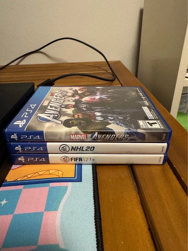 PS4 Pro 1TB Bundle + Camo Controller + 3 Games – Fully Tested - photo 3