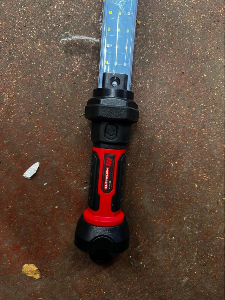 MotoMaster Under-Hood Work Light - photo 2