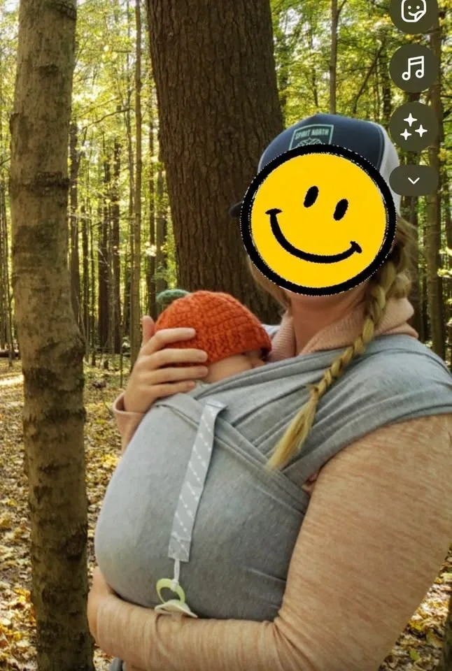 DaisyGro Baby Wrap Carrier - photo 3