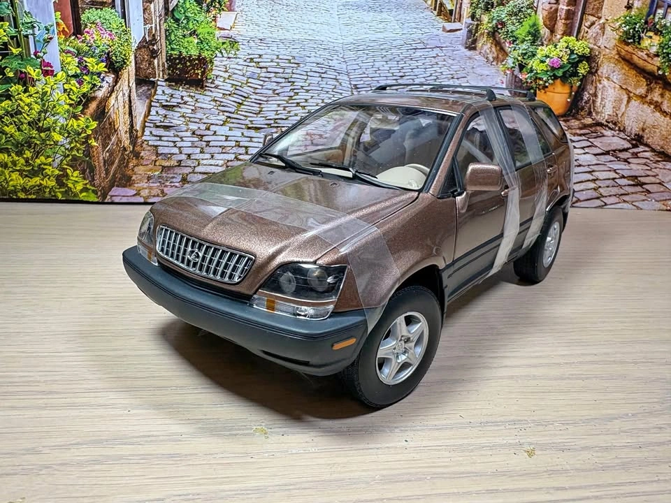 1:18 AutoArt Lexus RX300 Diecast Model - New in Box