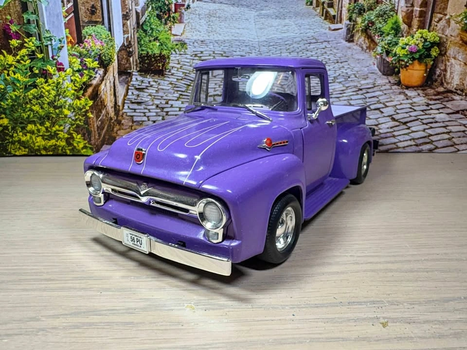 1:18 Ertl American Muscle 1956 Ford Street Rod Pickup