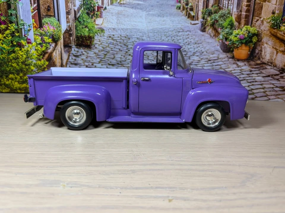 1:18 Ertl American Muscle 1956 Ford Street Rod Pickup - photo 3