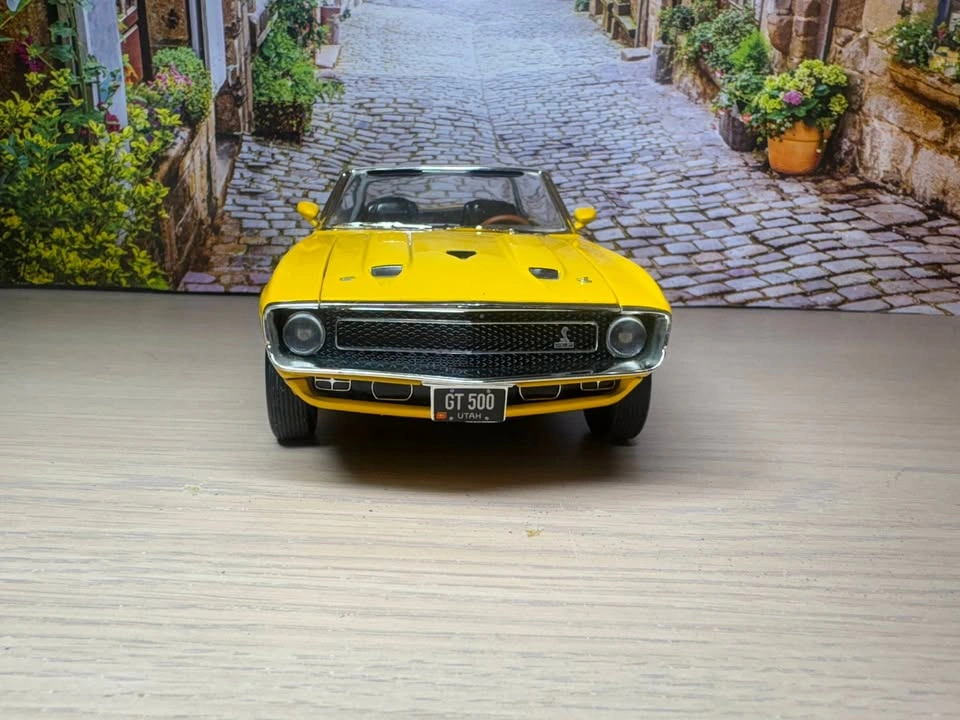 1:18 Ertl American Muscle 1969 Shelby GT-500 Diecast Model - photo 2