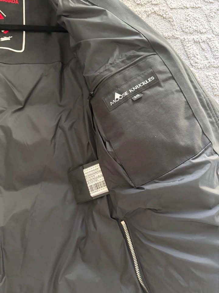 Moose Knuckles Down-Filled Winter Jacket – Black – XL/G – OBO - photo 2
