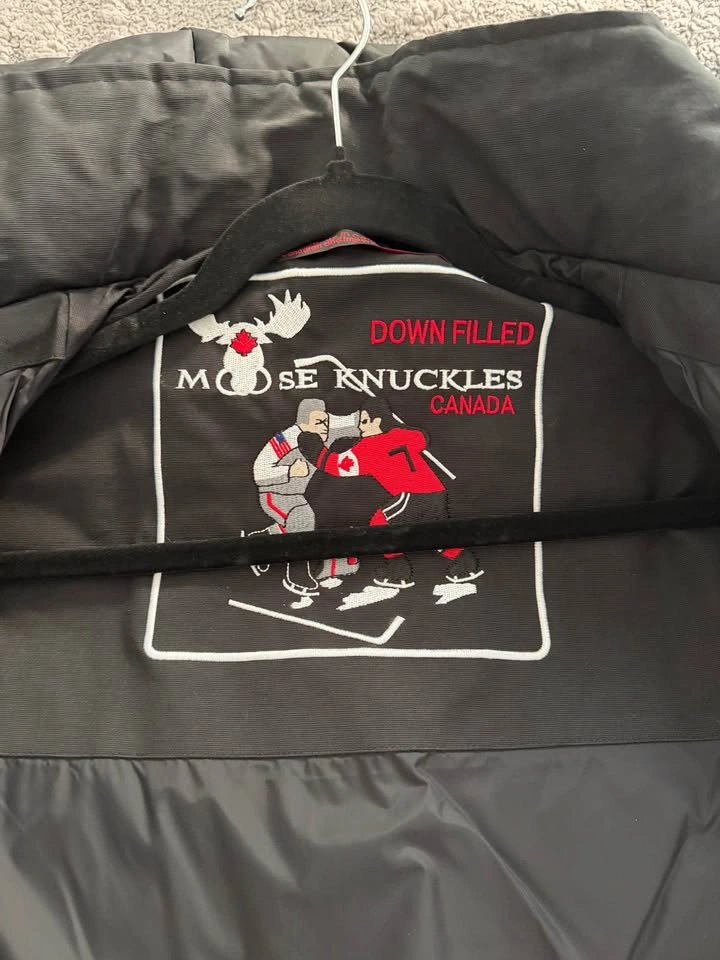 Moose Knuckles Down-Filled Winter Jacket – Black – XL/G – OBO - photo 3