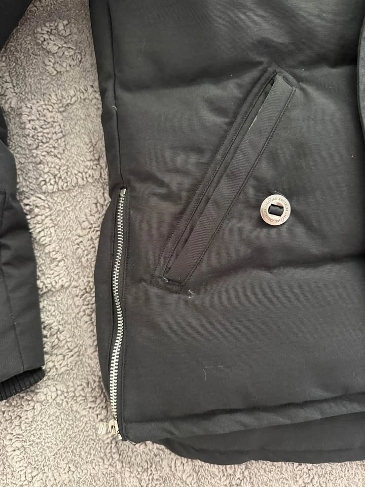 Moose Knuckles Down-Filled Winter Jacket – Black – XL/G – OBO - photo 4