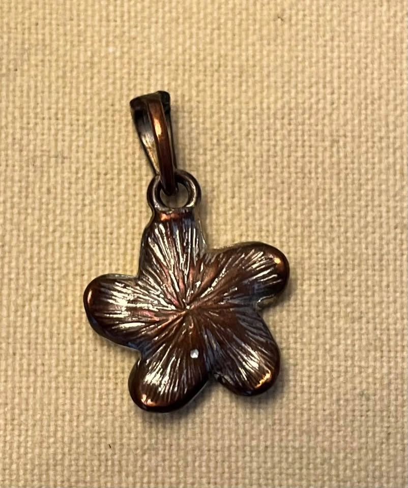 Flower Pendant Necklace - photo 3