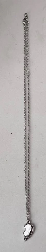 Daughters Necklace half heart - photo 4