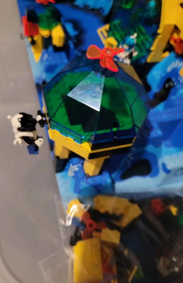 LEGO Aquanauts Neptune Discovery Lab (6195) 1995 80% Complete - photo 3