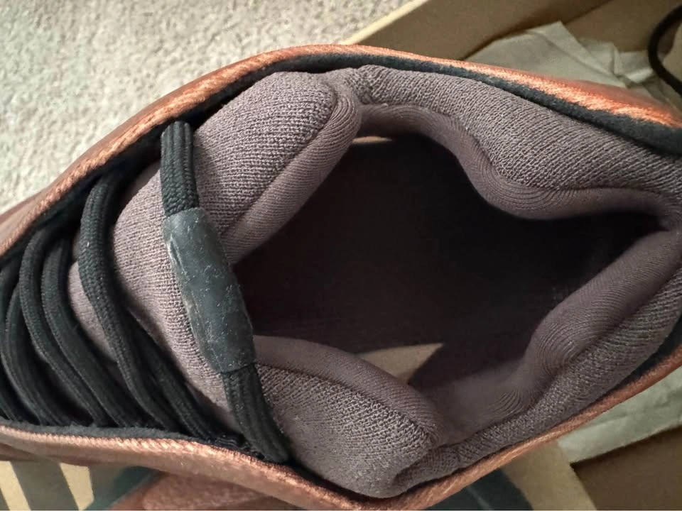 Adidas Yeezy 700 V3 Copper Fade US 10 - photo 4