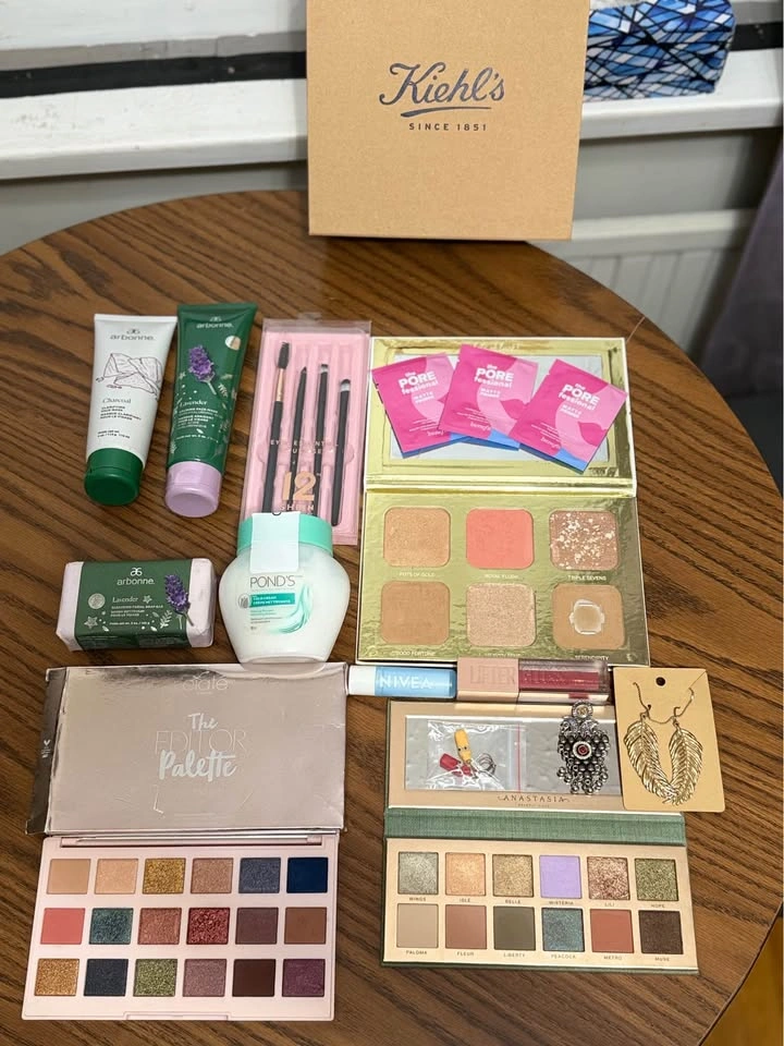 Sephora makeup Eyeshadow palettes bundle - photo 4