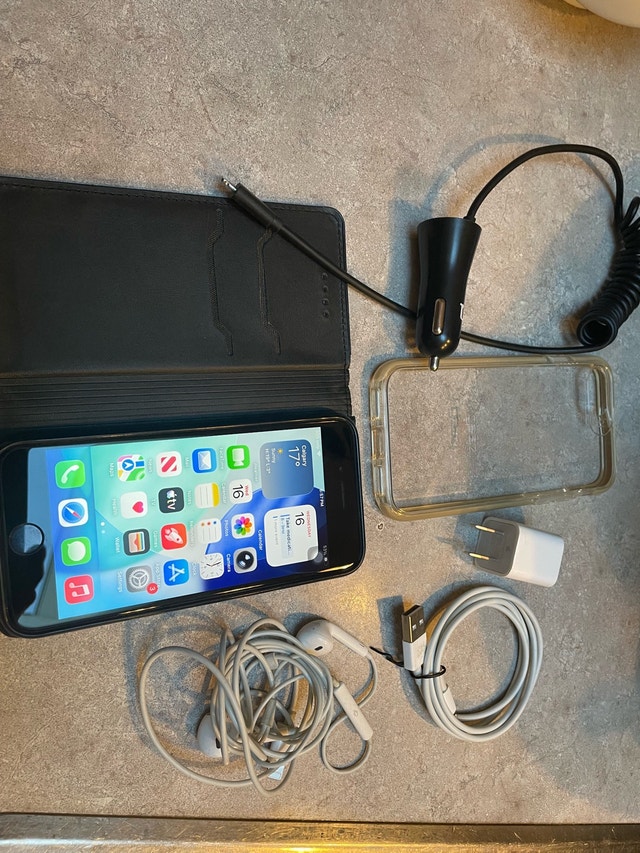iPhone SE (2020)