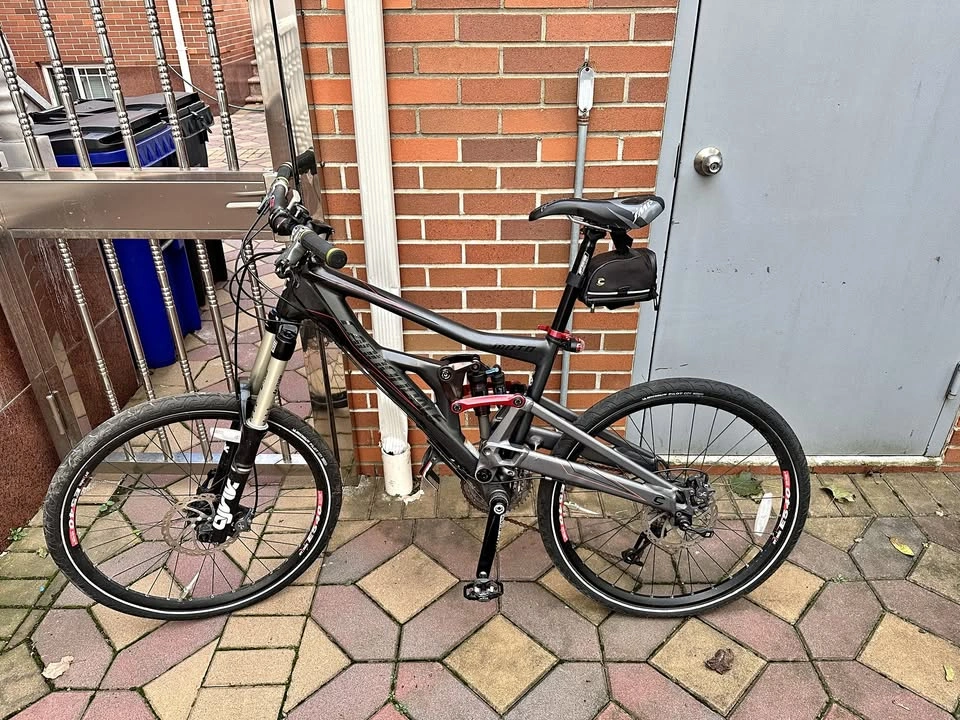 Cannondale Moto 3 Carbon Mountain Bike