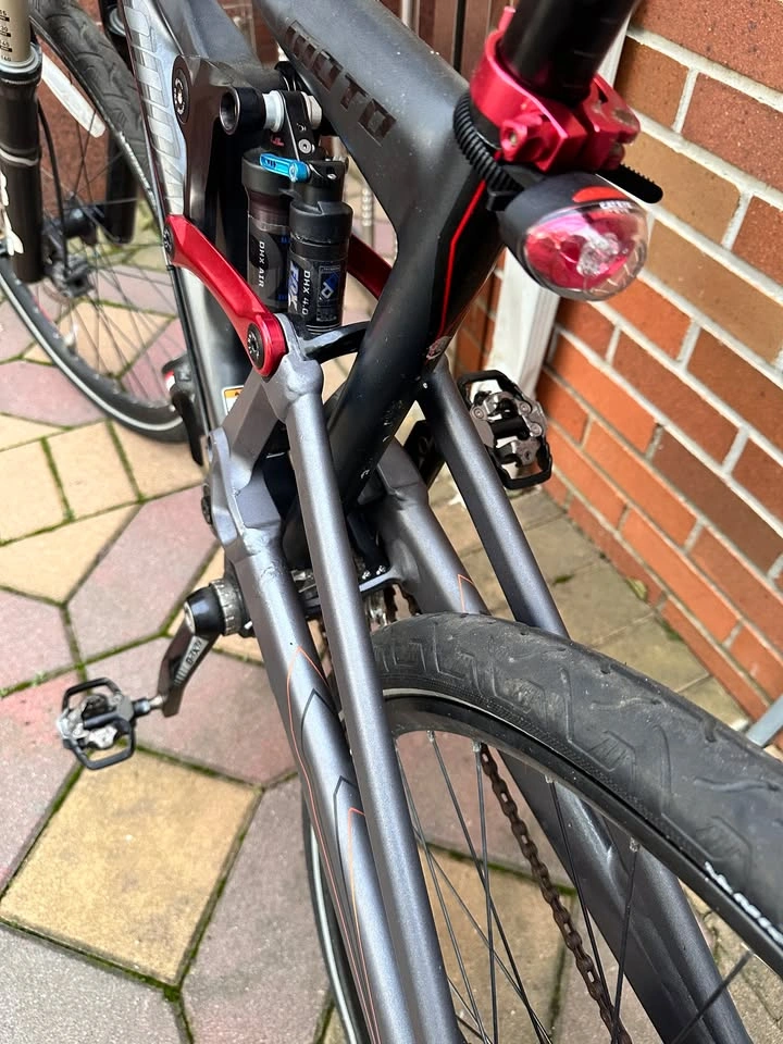 Cannondale Moto 3 Carbon Mountain Bike - photo 2