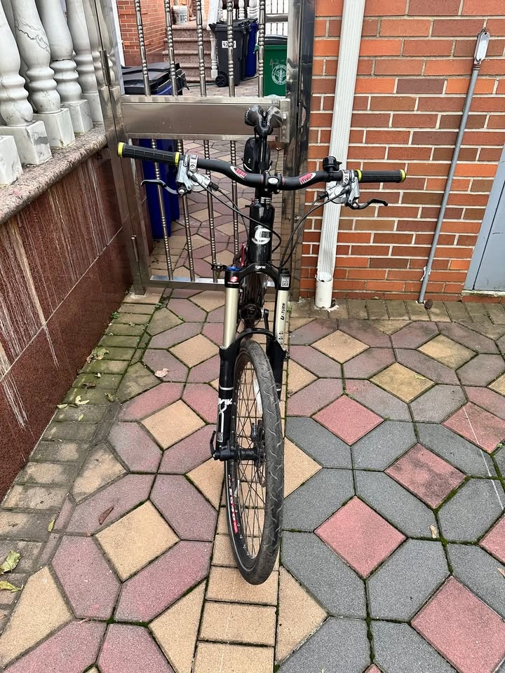 Cannondale Moto 3 Carbon Mountain Bike - photo 3