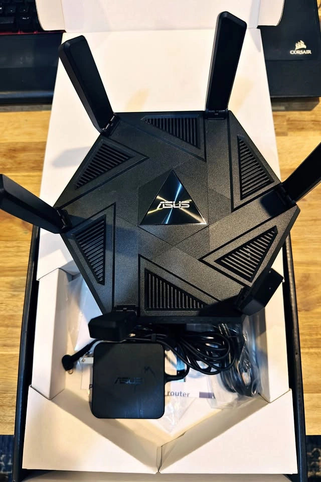 ASUS RT-AXE7800 tri-band WiFi 6E router