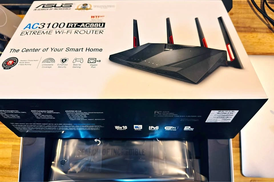 ASUS AC3100 RT-AC88U Extreme Wi-Fi Router Excellent Condition