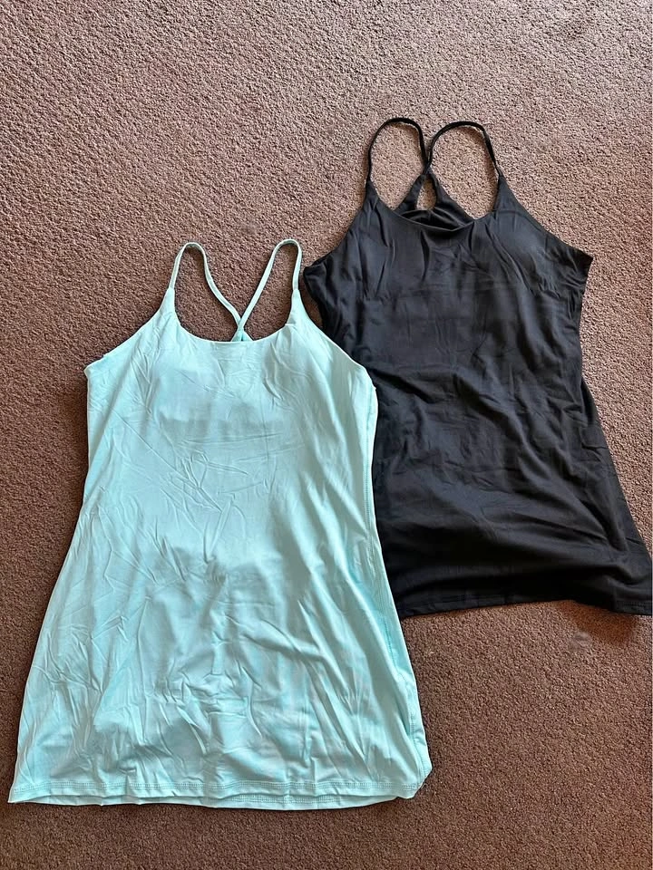 Set of 2 Exercise Dresses - Black and Light Blue