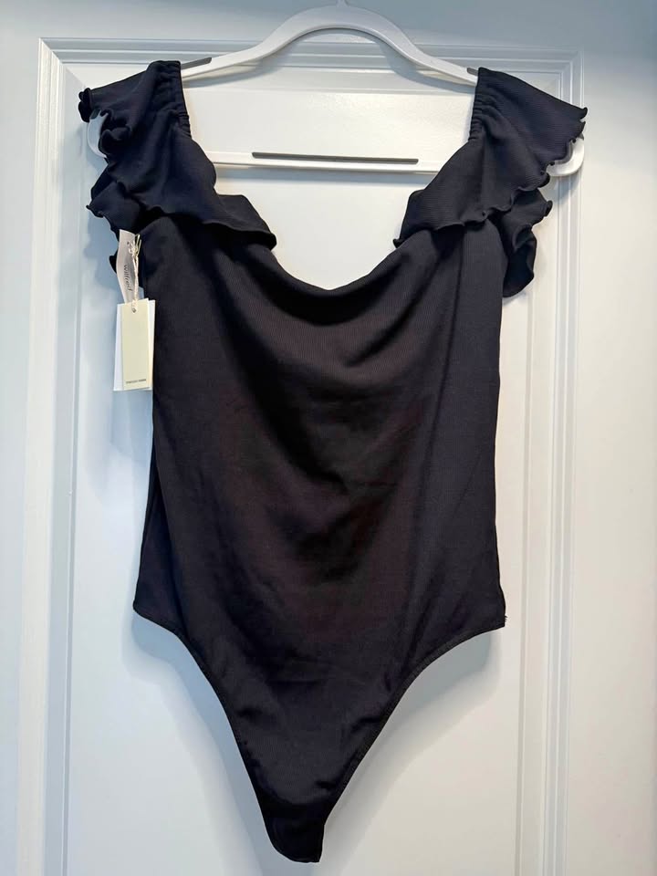 Wilfred Maeva ruffle detail bodysuit