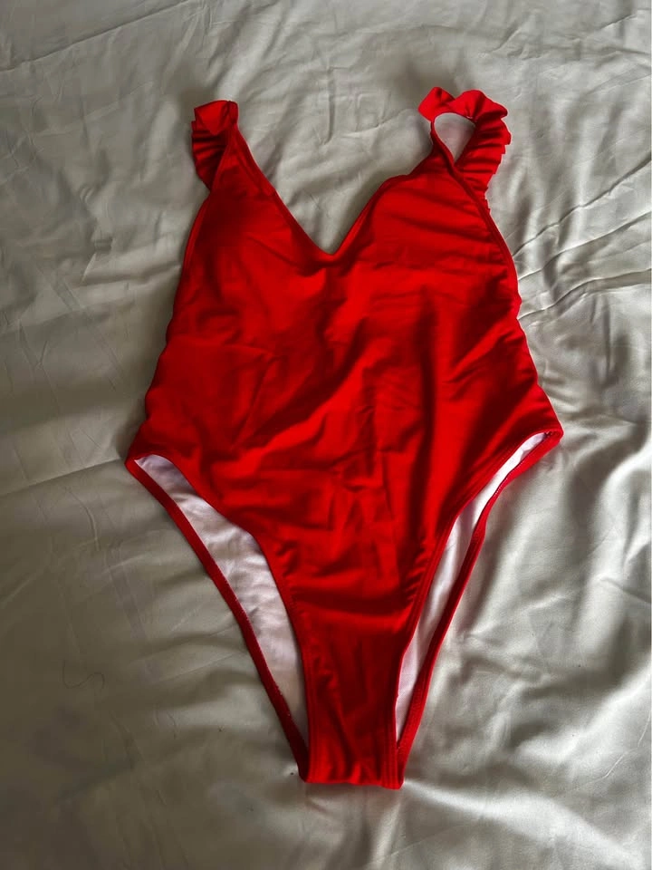 Girls Size small - photo 3