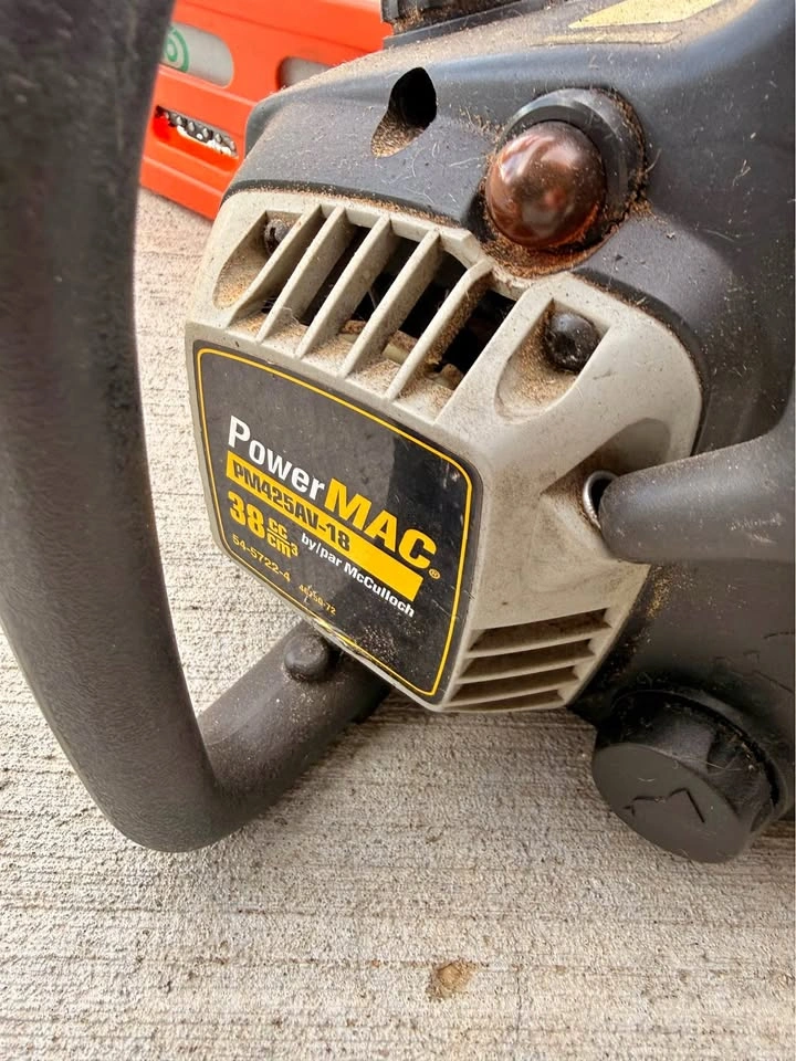 McCulloch PowerMac PM425AV-18 Chainsaw – 38cc / 18" (Sold As-Is)