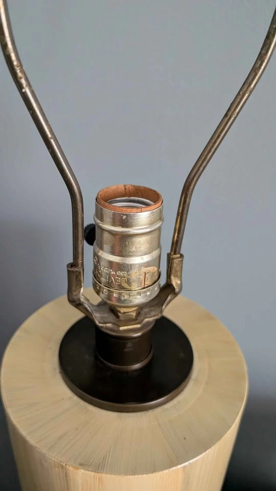 Robert Abbey Table Lamp - AJ64 - photo 3