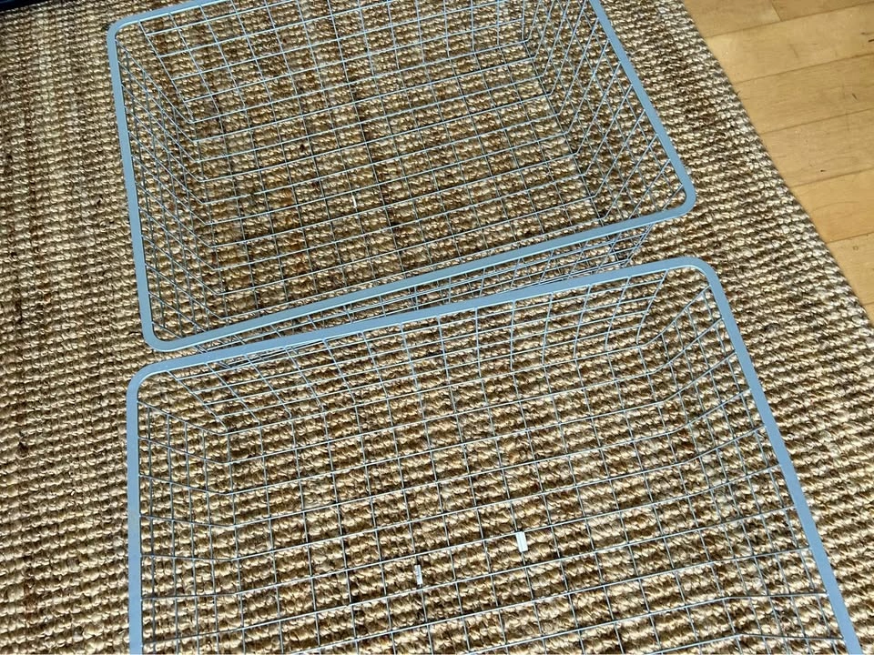 Set of 2 IKEA Wire Storage Baskets 21x16x6“ - photo 3