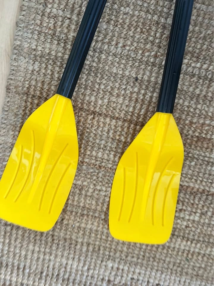 48“ Pair of Yellow and Black Oars - photo 2